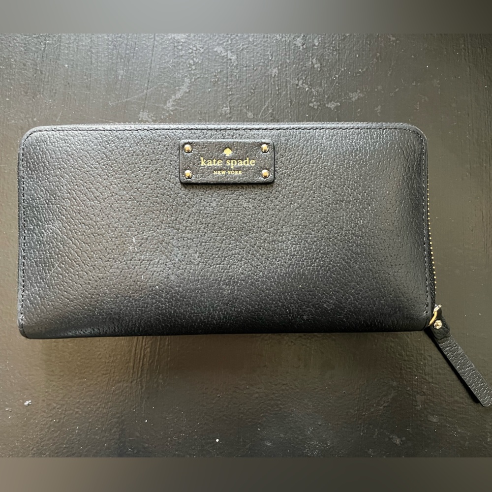 Kate Spade Grove Street Neda leather accordian zip wallet black